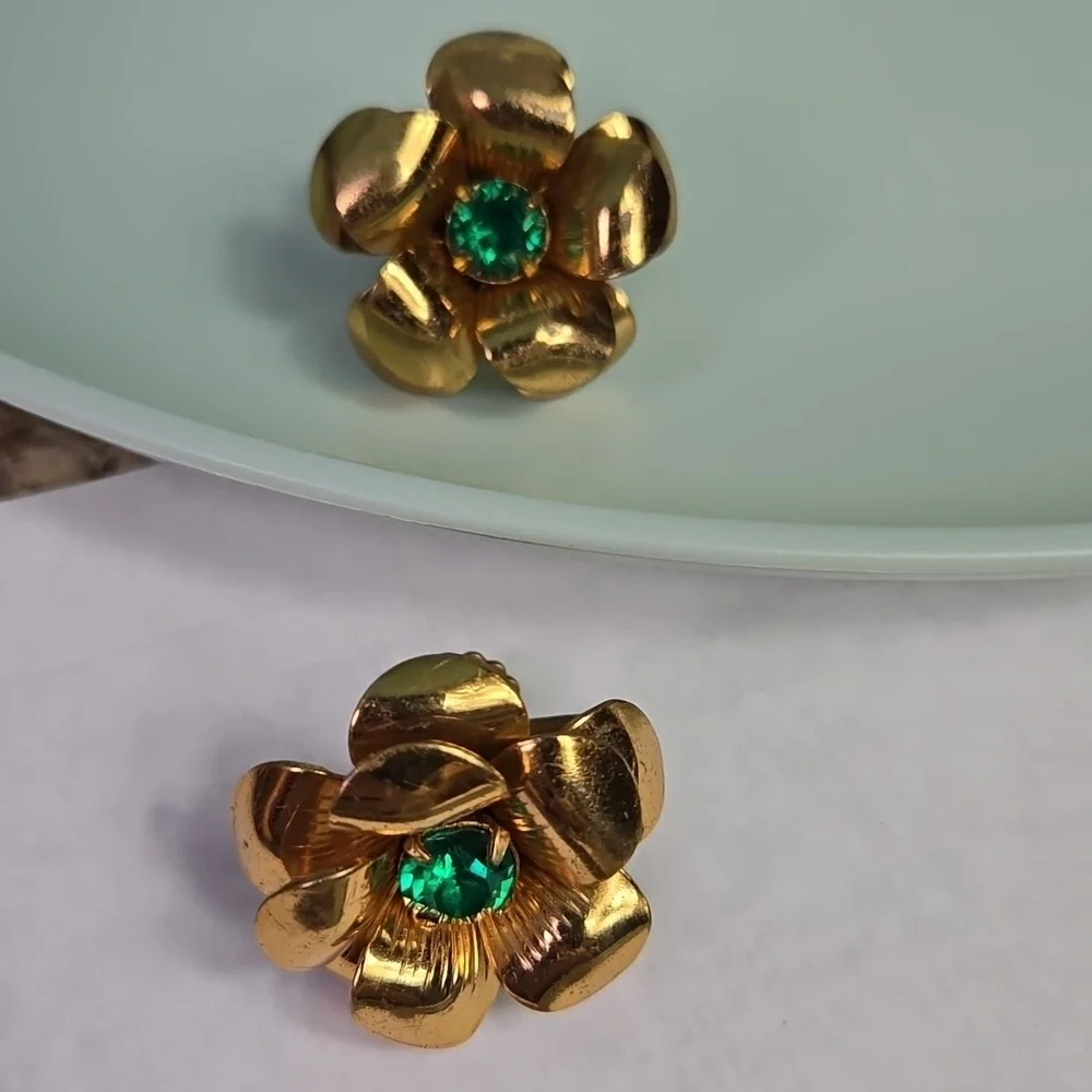 Coro Gold Tone 3D Flower Earrings with Green Stone